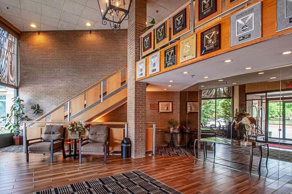 Econo Lodge Metro Arlington Interior foto